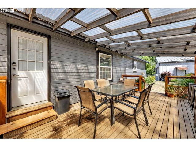 52 ESTABROOK Rd, Carson, WA 98610