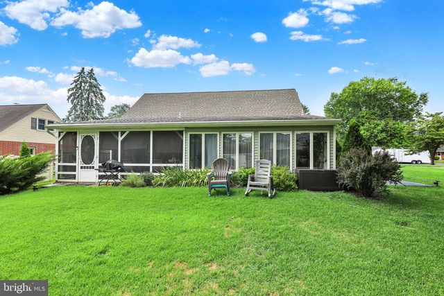 6351 JACKSON DR, East Petersburg, PA 17520