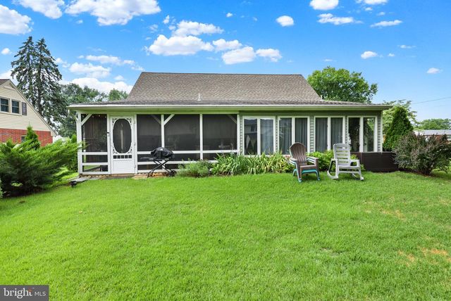 6351 JACKSON DR, East Petersburg, PA 17520
