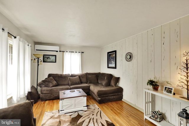 6351 JACKSON DR, East Petersburg, PA 17520