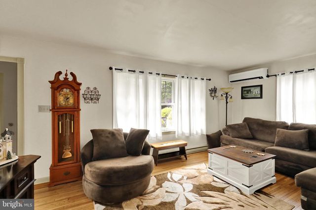 6351 JACKSON DR, East Petersburg, PA 17520