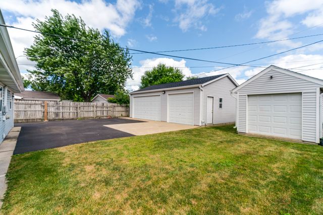 3112 16th Street, North Chicago, IL 60064