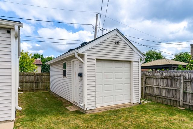3112 16th Street, North Chicago, IL 60064