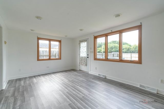 3112 16th Street, North Chicago, IL 60064