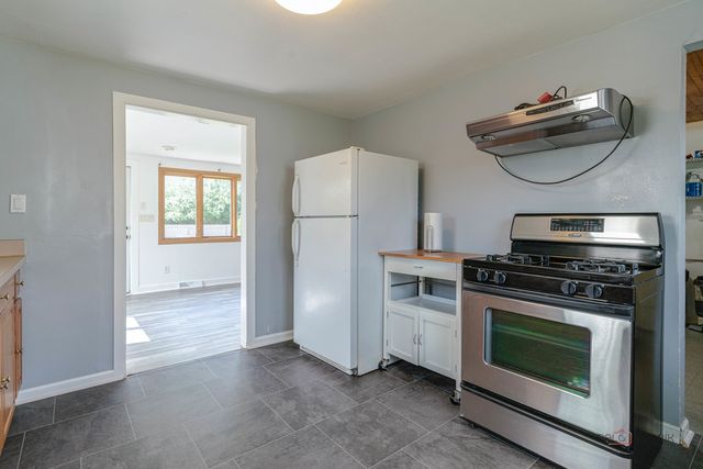 3112 16th Street, North Chicago, IL 60064