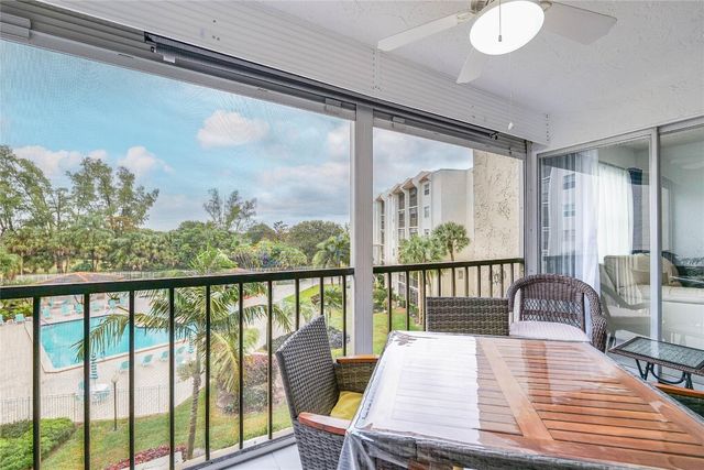 3930 Inverrary Boulevard 407-D, Lauderhill, FL 33319