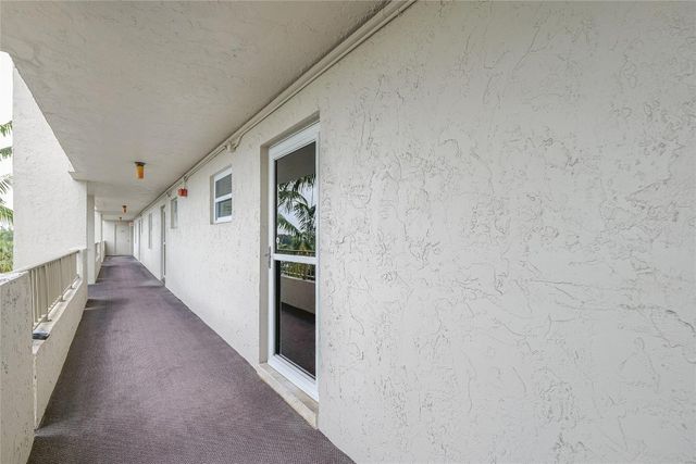 3930 Inverrary Boulevard 407-D, Lauderhill, FL 33319