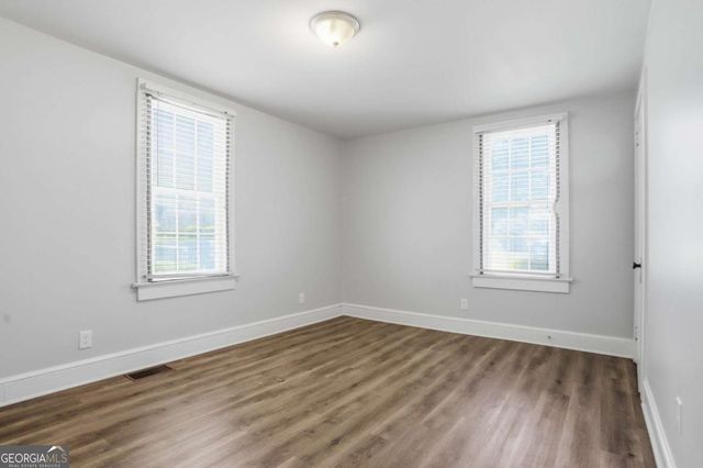 10 Woodlawn Avenue, Hampton, GA 30228