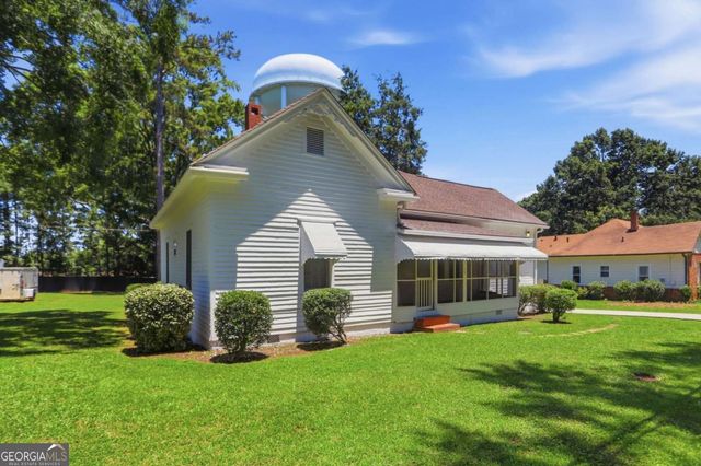 10 Woodlawn Avenue, Hampton, GA 30228