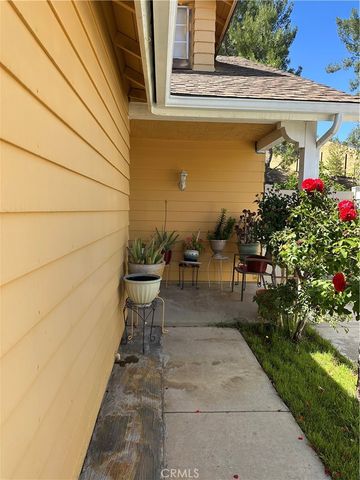 28243 Royal, Castaic, CA 91384