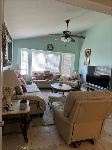 28243 Royal, Castaic, CA 91384