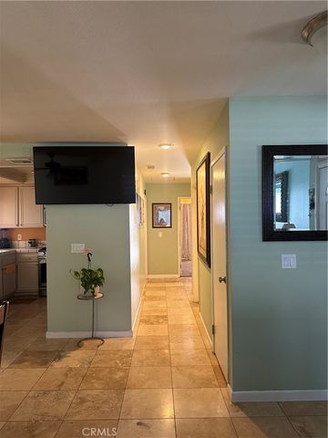 28243 Royal, Castaic, CA 91384