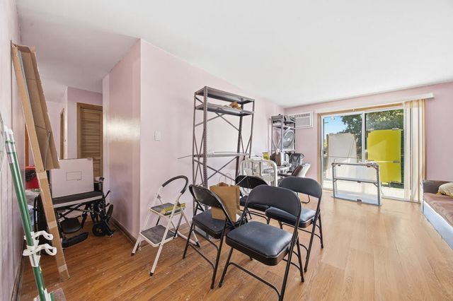 9721 S Cicero Avenue 3E, Oak Lawn, IL 60453