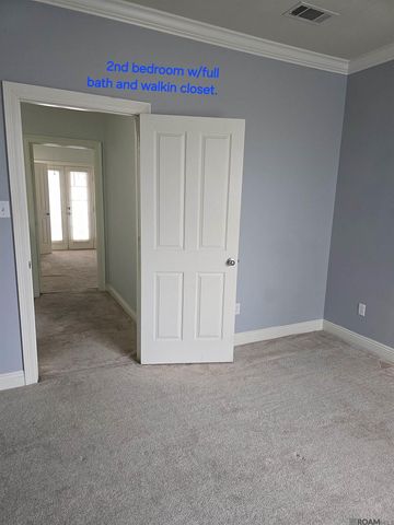 2173 Plantation Ln, Baton Rouge, LA 70820