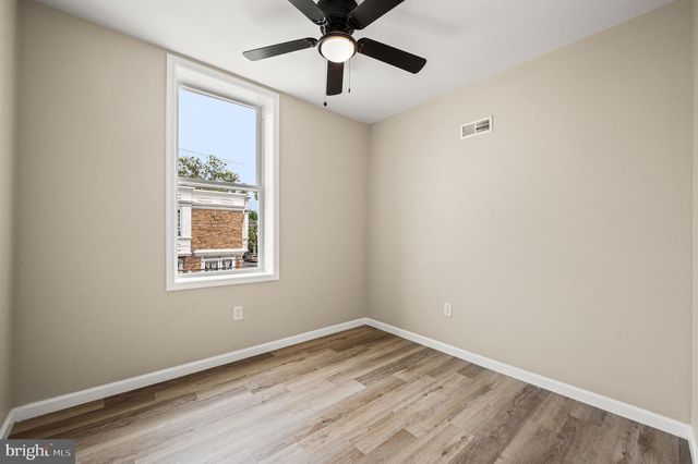 301 W RUSCOMB ST, Philadelphia, PA 19120