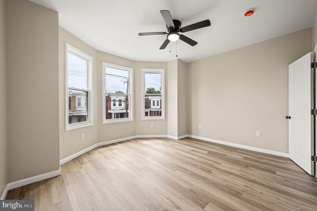 301 W RUSCOMB ST, Philadelphia, PA 19120