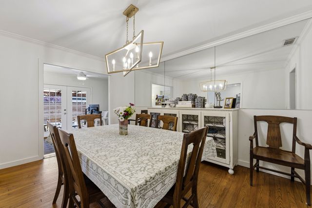 6724 Walnut Hill Lane, Dallas, TX 75230