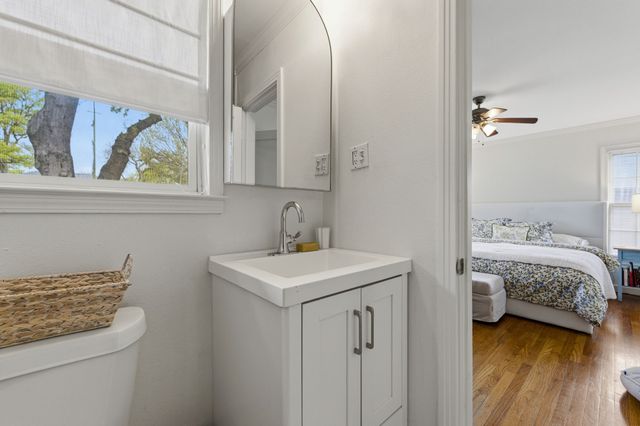 6724 Walnut Hill Lane, Dallas, TX 75230