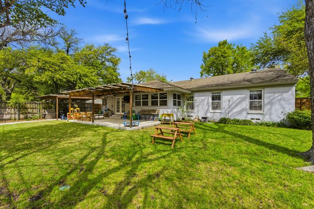 6724 Walnut Hill Lane, Dallas, TX 75230