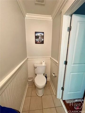 1035 Barnett Shoals Road 528, Athens, GA 30605
