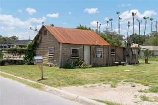115 E Gore Avenue, Pharr, TX 78577