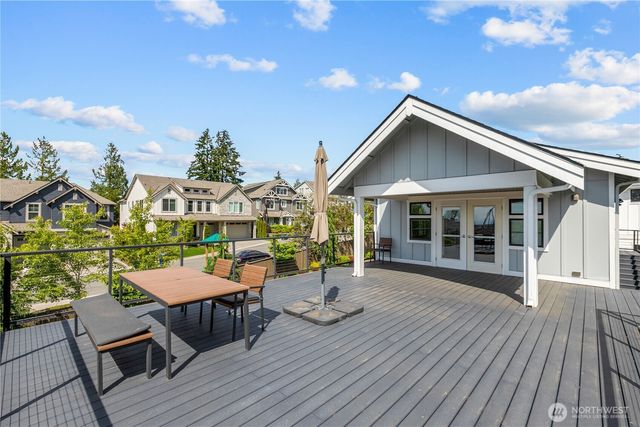 22729 SE 14th Court, Sammamish, WA 98075