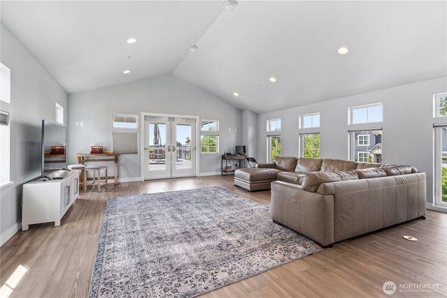 22729 SE 14th Court, Sammamish, WA 98075