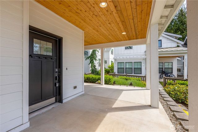 22729 SE 14th Court, Sammamish, WA 98075