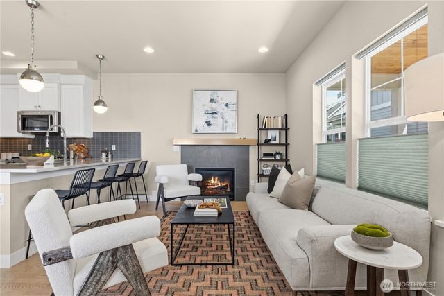 22729 SE 14th Court, Sammamish, WA 98075