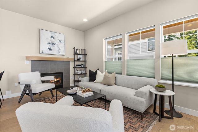 22729 SE 14th Court, Sammamish, WA 98075