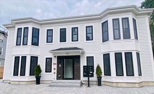 15 Yuill Circle 2, Boston, MA 02136