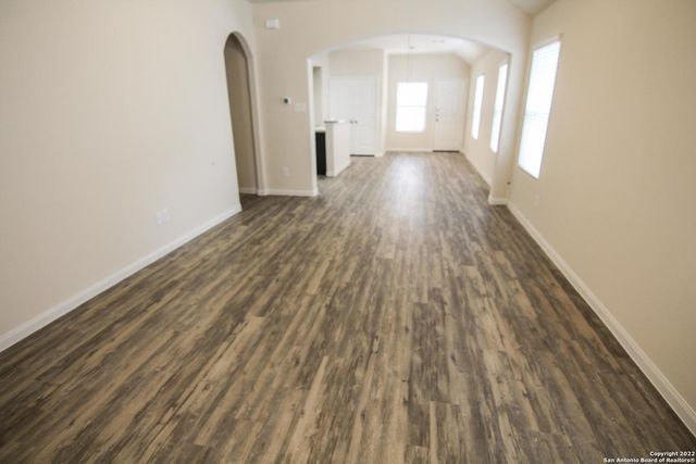 5519 Degan Way, San Antonio, TX 78228