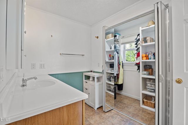 107 Blackfoot Drive, Louisburg, NC 27549