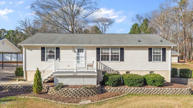107 Blackfoot Drive, Louisburg, NC 27549