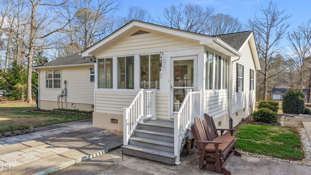 107 Blackfoot Drive, Louisburg, NC 27549