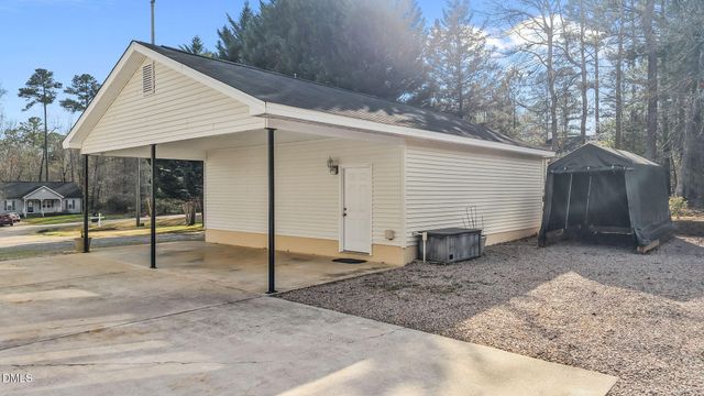 107 Blackfoot Drive, Louisburg, NC 27549