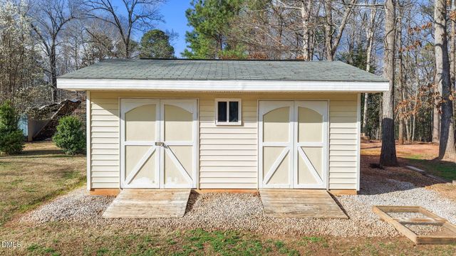 107 Blackfoot Drive, Louisburg, NC 27549