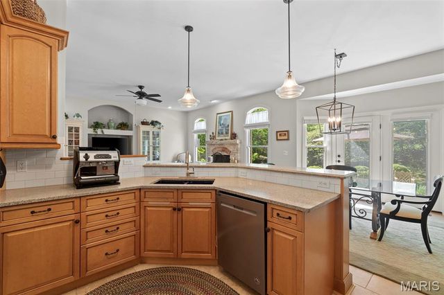 1070 Bridleridge Crossing Spur, Unincorporated, MO 63049