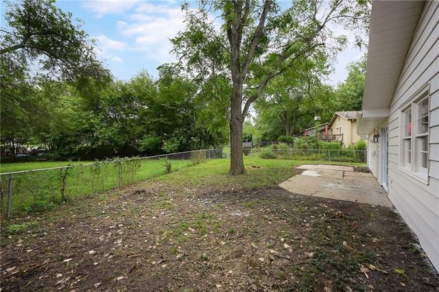 3109 W 19th Street, Lawrence, KS 66047