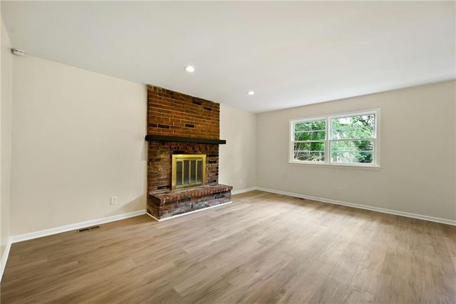 3109 W 19th Street, Lawrence, KS 66047