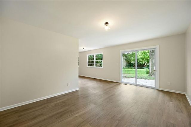 3109 W 19th Street, Lawrence, KS 66047