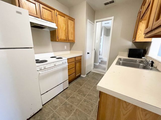 502 Pearl Street, Denton, TX 76201
