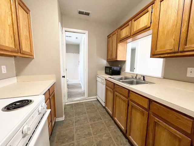 502 Pearl Street, Denton, TX 76201