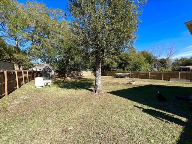 148 COLOMBA ROAD, Debary, FL 32713