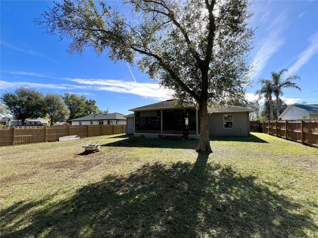 148 COLOMBA ROAD, Debary, FL 32713