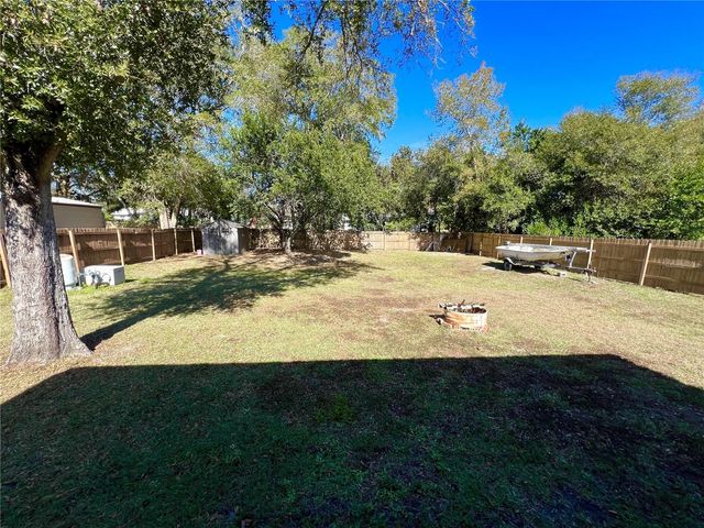 148 COLOMBA ROAD, Debary, FL 32713