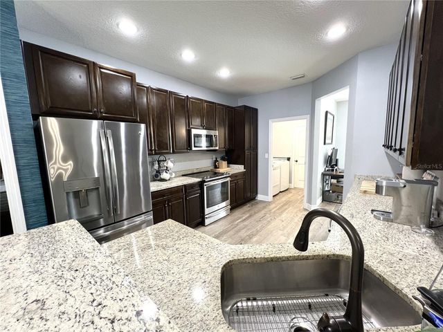 148 COLOMBA ROAD, Debary, FL 32713