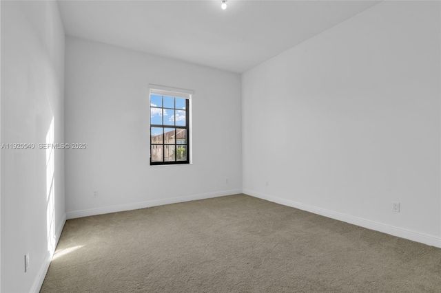 12535 N Parkland Bay Trl, Parkland, FL 33076