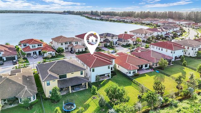 12535 N Parkland Bay Trl, Parkland, FL 33076