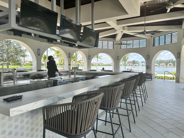 12535 N Parkland Bay Trl, Parkland, FL 33076